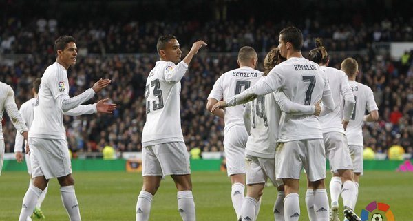 Video bàn thắng: Real Madrid 4-0 Sevilla (Vòng 30 La Liga)