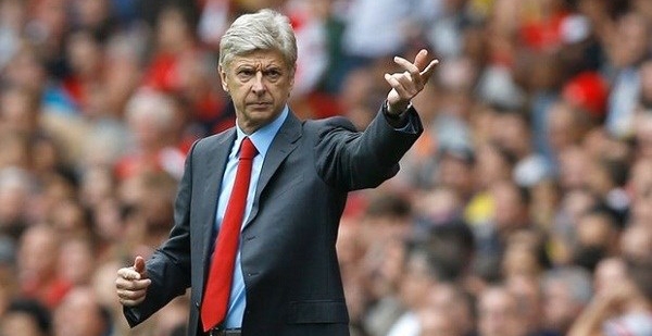 HLV Arsene Wenger lên tiếng về tương lai tại Arsenal