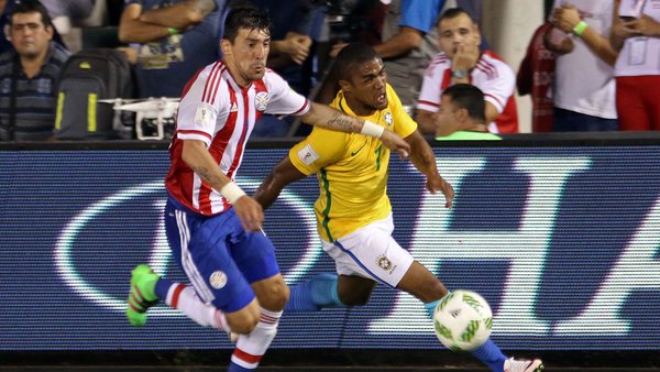 Video bàn thắng: Paraguay 2-2 Brazil (Vòng loại World Cup 2018)
