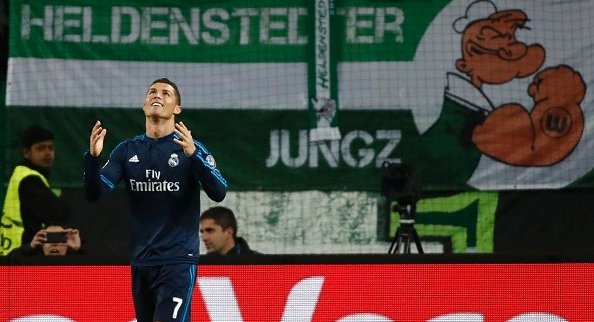 VIDEO: Bàn thắng không được công nhận của Ronaldo trước Wolfsburg
