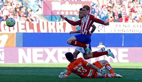 VIDEO: Bàn thắng tinh tế của Torres vào lưới Granada