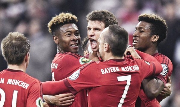 Highlights Bayern Munich 2-0 Bremen: Người hùng Thomas Muller!