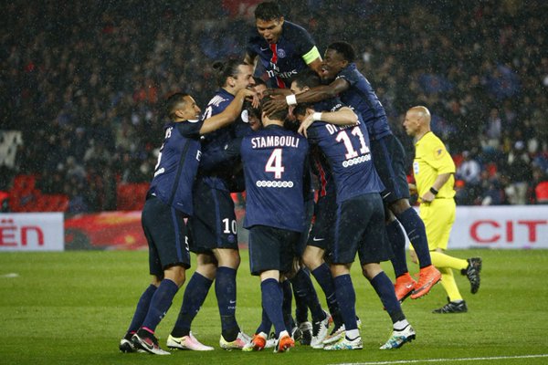 VIDEO: Ibrahimovic lập cú đúp, PSG chạm kỷ lục điểm số ở Ligue 1