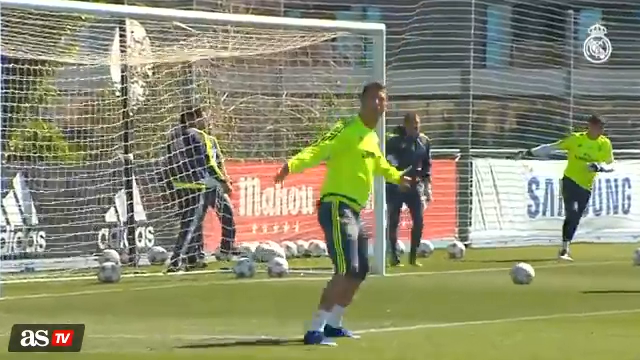 VIDEO: Ronaldo tập luyện trở lại trước thềm đại chiến Man City