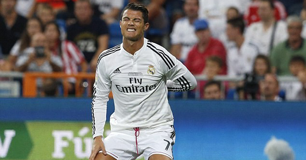 Ronaldo trả giá đắt vì cố đá bán kết Champions League
