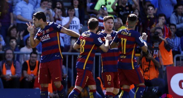 Video bàn thắng: Granada 0-3 Barcelona (Vòng 38 La Liga)