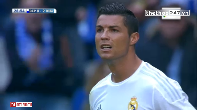 VIDEO: Xà ngang và cột dọc liên tiếp từ chối cơ hội của Ronaldo