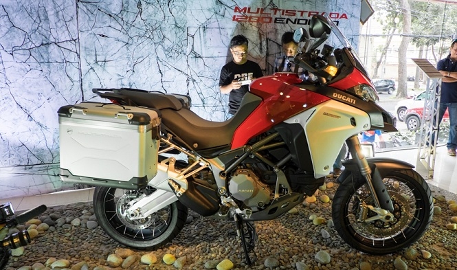 Ducati Multistrada 1200 Enduro ra mắt với giá hơn 1 tỷ đồng