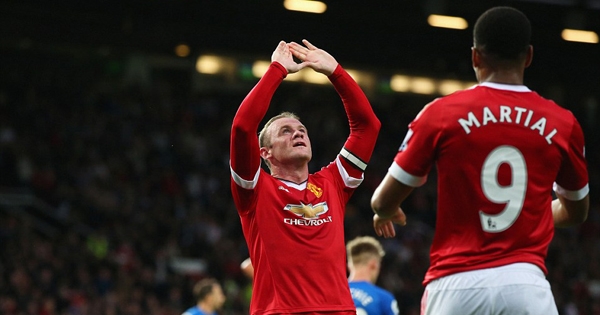 Rooney cán mốc vĩ đại tại Old Trafford