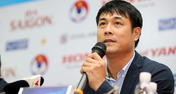 HLV Hữu Thắng tiết lộ lý do chưa gọi cầu thủ nhập tịch