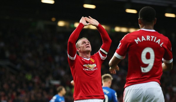 VIDEO: Màn phối hợp ghi bàn tuyệt đẹp giữa Martial - Mata - Rooney