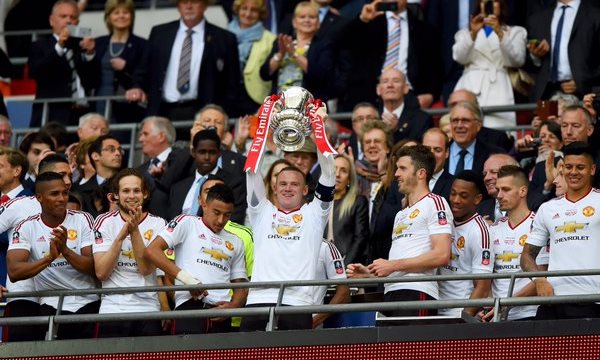 VIDEO: Toàn cảnh lễ đăng quang chức vô địch FA Cup của Man Utd