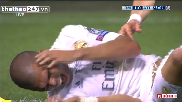 VIDEO: Tình huống ăn vạ thô thiển của Pepe trước Atletico
