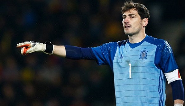 Thủ thành Iker Casillas phá kỷ lục tại tuyển Tây Ban Nha