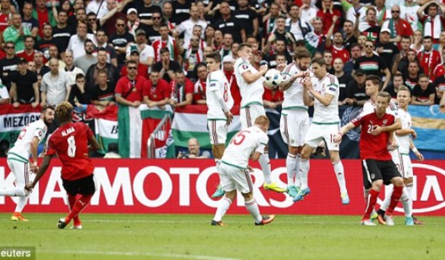 Video bàn thắng: Áo 0-2 Hungary (EURO 2016)