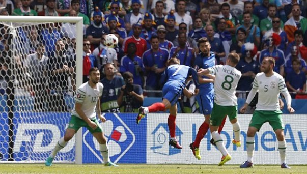 VIDEO: Cú đúp trong vòng 3 phút của Griezmann trước CH Ireland