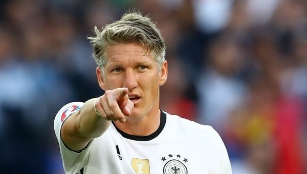VIDEO: Bàn thắng không được công nhận của Schweinsteiger