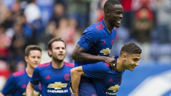 VIDEO: Màn trình diễn của Eric Bailly trong trận ra mắt Man Utd