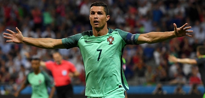 Ronaldo lần đầu lên tiếng sau EURO 2016