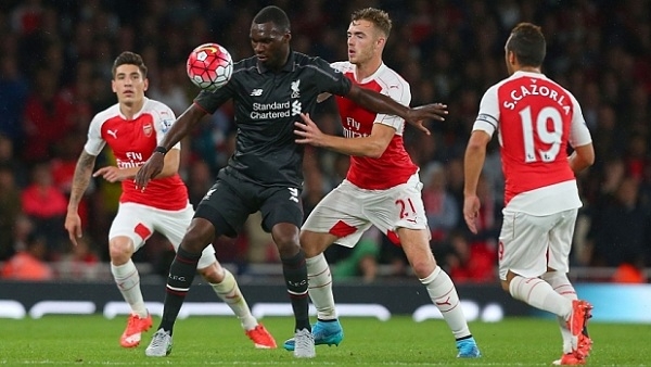 Arsenal và Liverpool gặp khó trước trận mở màn Premier League