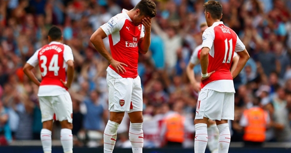 Arsenal tiếp tục nhận 2 tin buồn trước trận khai màn Ngoại hạng Anh
