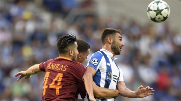 Video bàn thắng: Porto 1-1 Roma (Play-off Champions League)