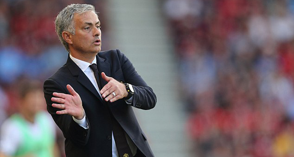 Điểm tin trưa 20/8: Mourinho cân bằng kỷ lục tồn tại gần 1 thế kỷ ở MU