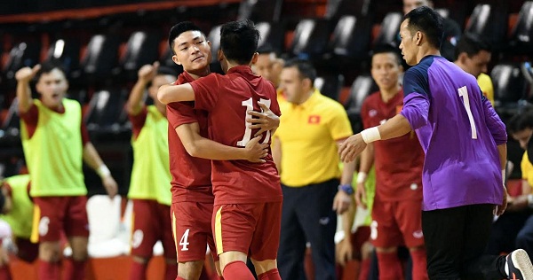 ĐT futsal Việt Nam suýt đánh bại đội hạng 5 thế giới