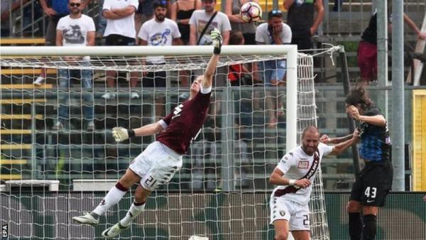 VIDEO: Joe Hart mắc sai lầm ở trận ra mắt Serie A