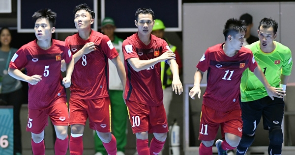 HLV tuyển Futsal Việt Nam nói gì sau chiến thắng lịch sử