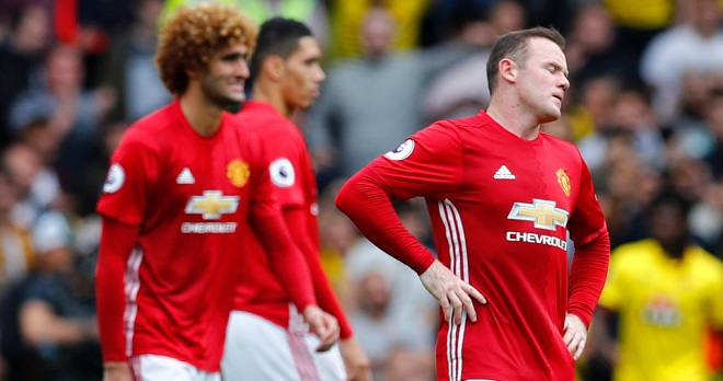 Rooney nhận 'bão' chỉ trích sau thất bại của Man Utd