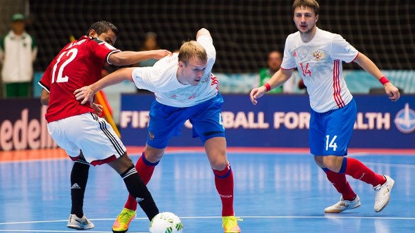 VIDEO: Chiêm ngưỡng sức mạnh của ĐT Futsal Nga
