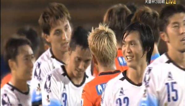 Chiêm ngưỡng bàn thắng đầu tiên của Tuấn Anh trong màu áo Yokohama FC