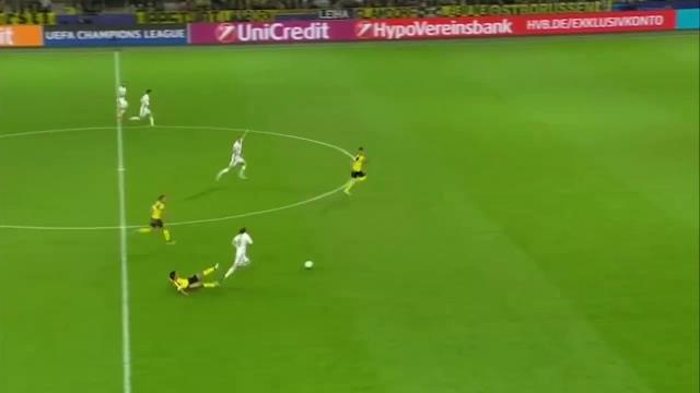 VIDEO: 2 tình huống đầy kinh nghiệm của cầu thủ Dortmund vs Real
