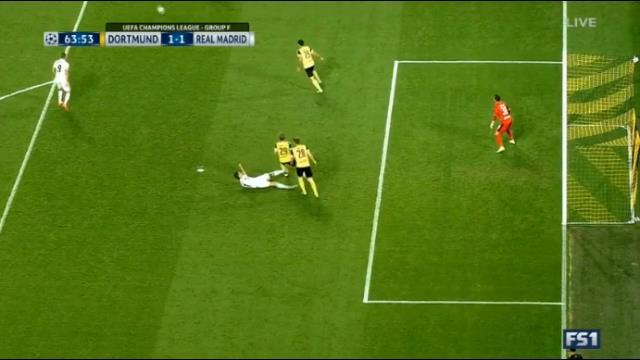 VIDEO: Hành động không đẹp của Ronaldo ở trận gặp Dortmund