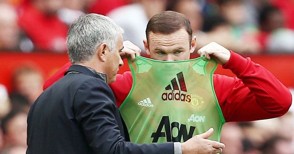 MU quyết bán Rooney