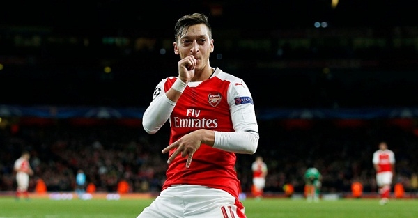 Arsenal 6-0 Ludogorets: Gọi tên Mesut Ozil