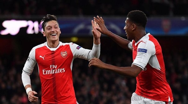 Video bàn thắng: Arsenal 6-0 Ludogorets (Bảng A Champions League)