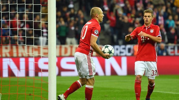 VIdeo bàn thắng: Bayern Munich 4-1 PSV (Bảng D Champions League)