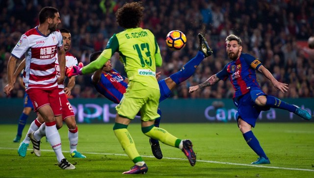 Video bàn thắng: Barcelona 1-0 Granada (Vòng 10 - La Liga)