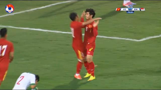 VIDEO: Công Phượng gỡ hòa 2-2 sau pha phối hợp đẹp mắt của ĐTVN