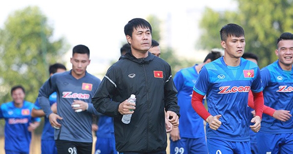 Thắng Indonesia, các cầu thủ Việt Nam vẫn bị ‘giới nghiêm’