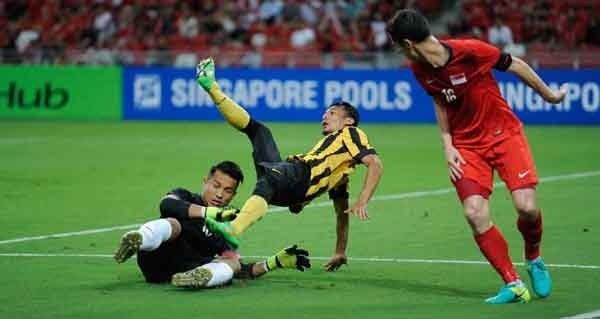 Tin AFF Cup 12/11: Lờ hợp đồng khủng, sao Malaysia quyết đấu Việt Nam