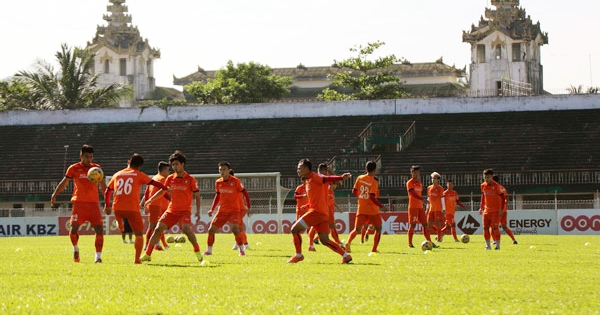 ĐT Việt Nam bắt đầu luyện chiêu chuẩn bị cho AFF Cup 2016