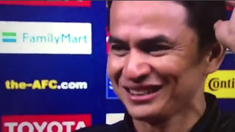VIDEO: Kiatisak rớm nước mắt sau trận hòa như thắng trước Australia