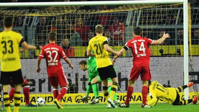 Video bàn thắng: Dortmund 1-0 Bayern Munich (Vòng 11 - Bundesliga)