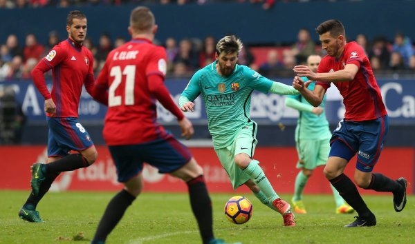 VIDEO: Messi solo ghi bàn ngoạn mục vòng 15 La Liga
