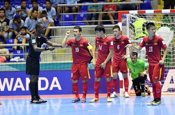 BXH Futsal Việt Nam thứ 6 châu Á, thắng 1 thua 1 tại NhậtBản