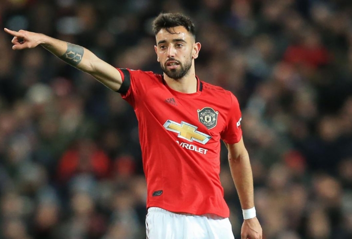 Bruno Fernandes ví mình với 'bom xịt' của MU