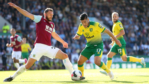 BXH Ngoại hạng Anh vòng 37: Burnley vượt Arsenal